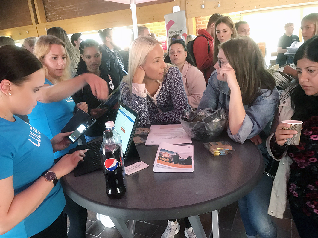 collage folkbokföring