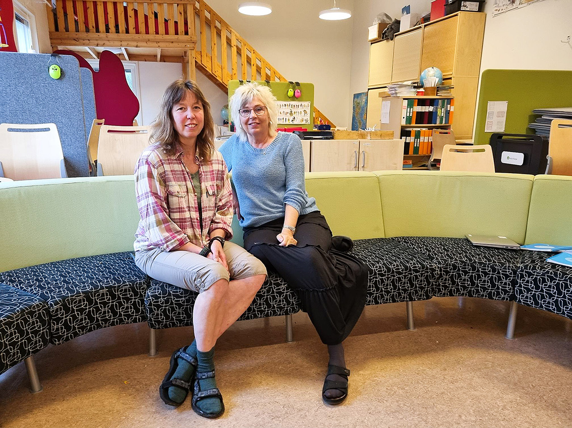 Mellanstadielärarna Gunilla Bohman och Karin Karlsson har fått kommunens stipendie