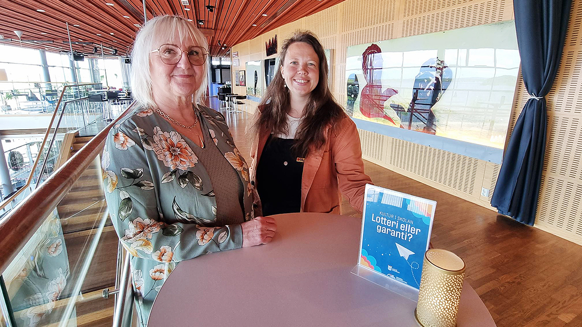 Maritha Meethz, ordförande AUF och Evelina Rydeker, ordförande KFF, anser att det är viktigt att barn och unga får ta tillgång till kultur.
