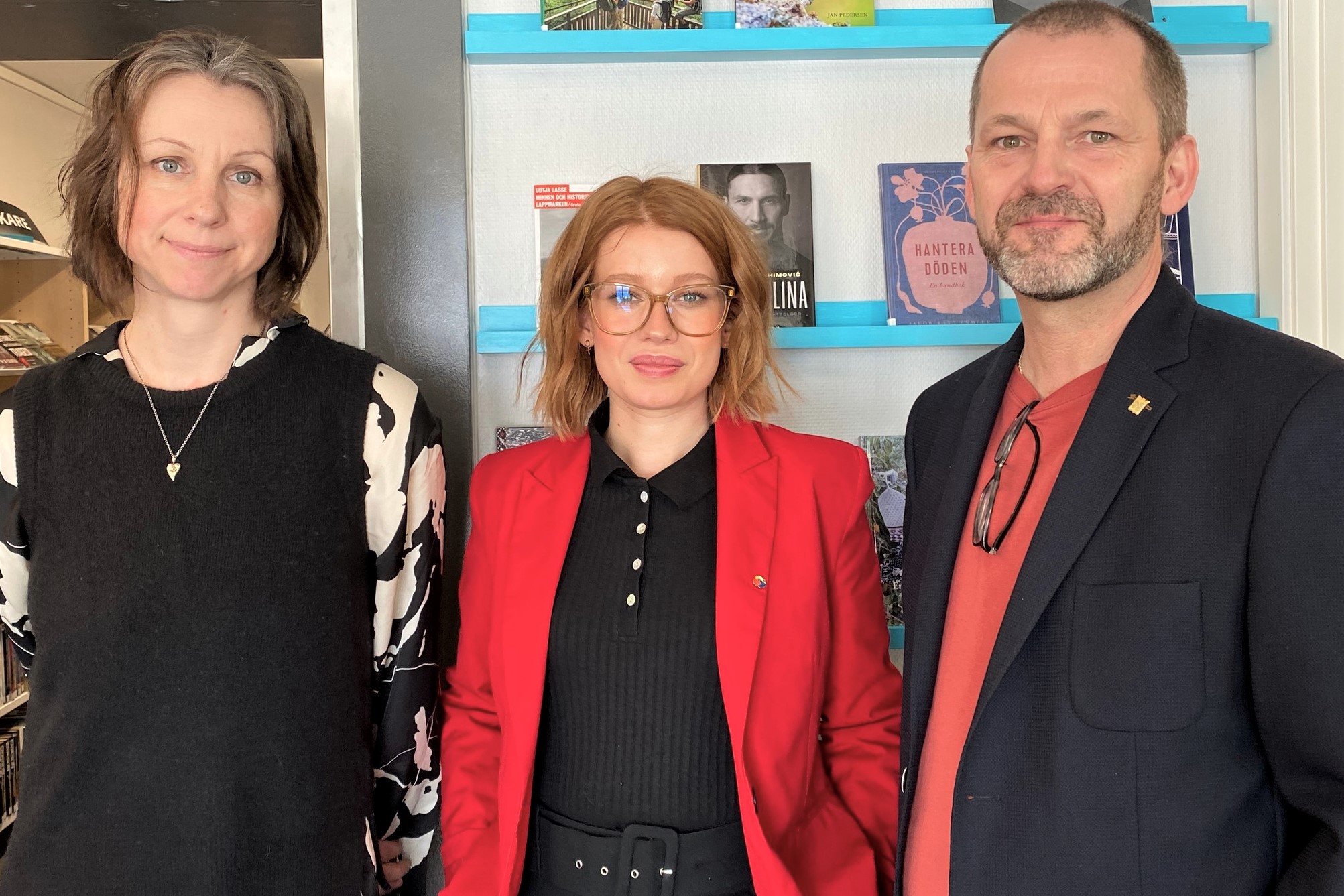 Sofia Lundmark tillsammans med invigningstalarna Emmeli Nybom och Patrik Bylin. 