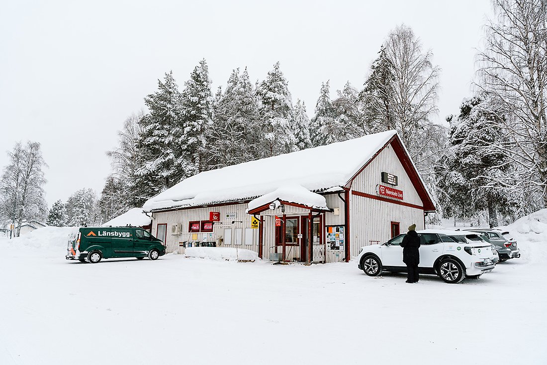 Niemisels livs i vinterskrud, en lokal samlingsplats för boende i trakten.