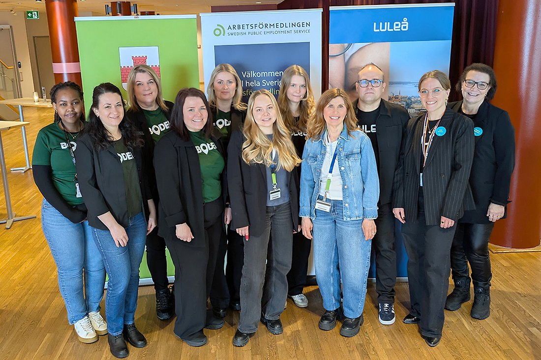 Gruppbild med arrangörerna från Luleå kommun, Bodens kommun samt Arbetsförmedlingen.