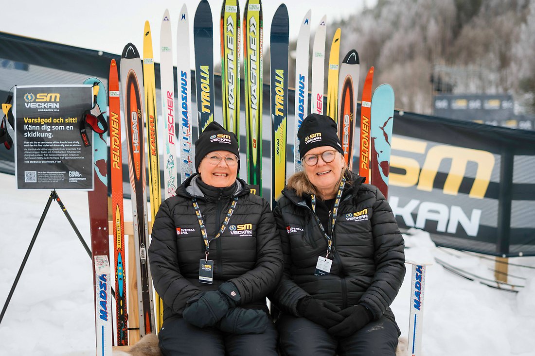 Annika och Mette i skidtronen