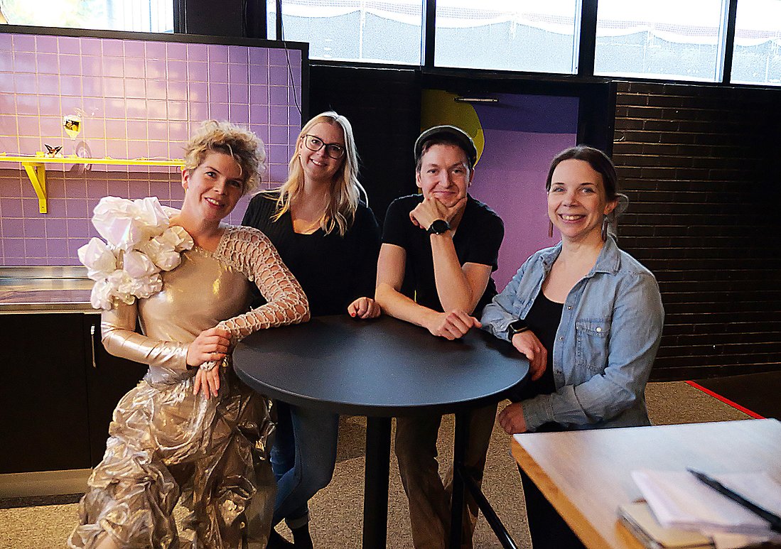 Fanny Kivimäki, Rebecka Strand, danskonsulent på Region Norrbotten, Axel Ragnestam, scenograf och kostymör samt Hanna Lundqvist, produktions- och eventkoordinator på Dansinitiativet.